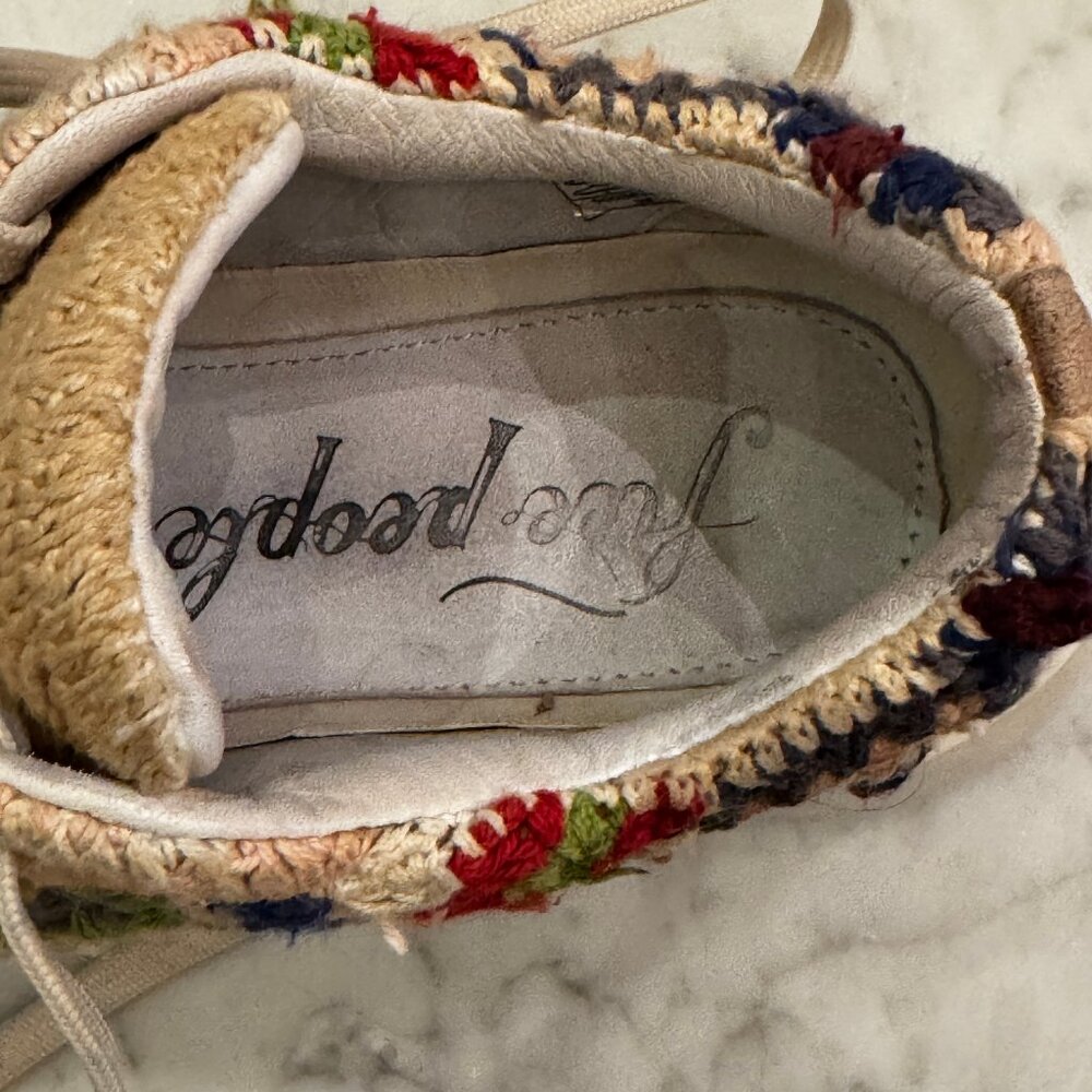 Free People Catch Me If You Can Crochet Platform Sneakers Multi Size 38 / 7.5 - Picture 10 of 11